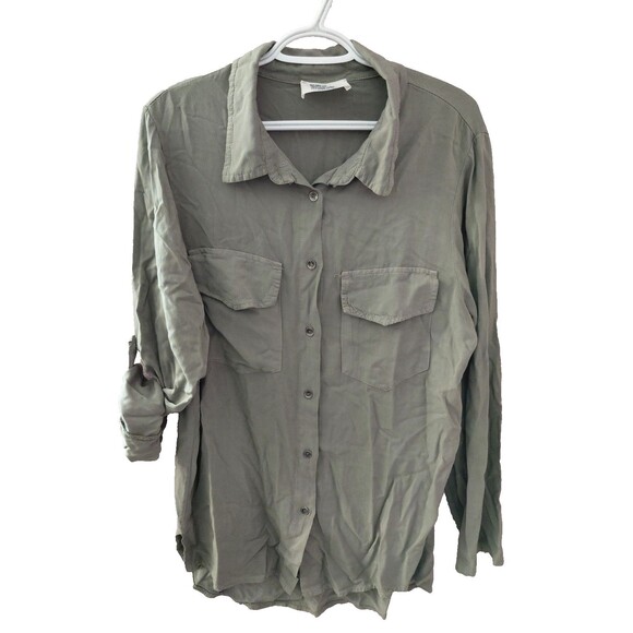 Free For Humanity 100% Viscose Button Up Rhinestone Skull Roll Tab SleeveTop O/S - Picture 1 of 10